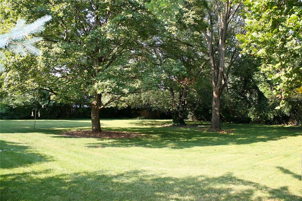 7502 Spring Mill Road Indianapolis, IN 46260 - Photo 20 of 21 Gallery Image 20
