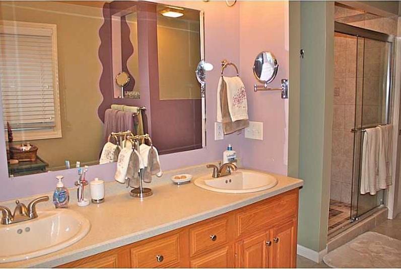 7502 Spring Mill Road Indianapolis, IN 46260 - Photo 10 of 21 Gallery Image 10