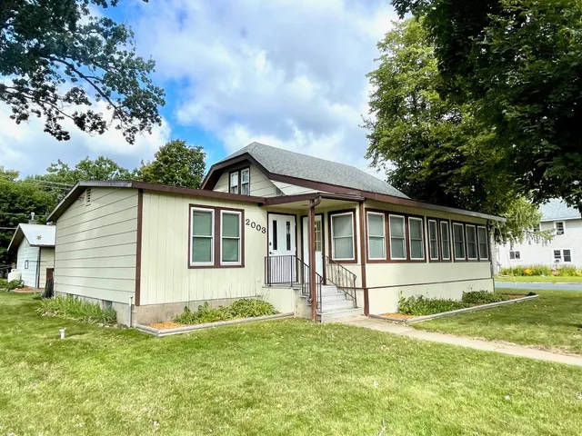 $274,900 | 2003 Broadway Street South, Menomonie, WI 54751