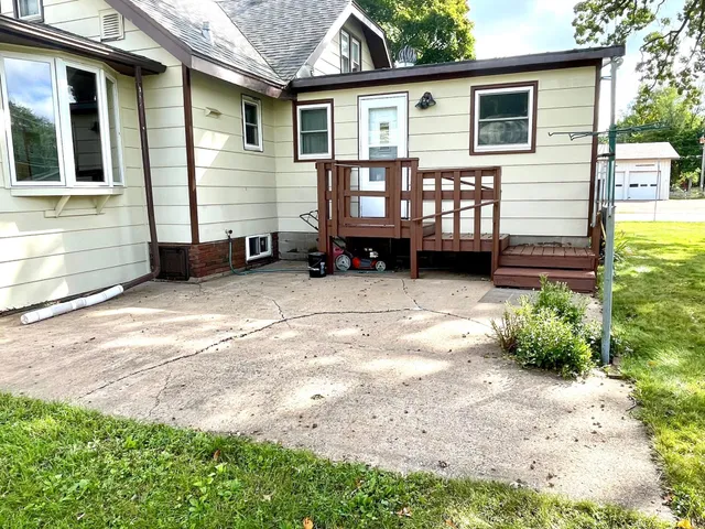 $274,900 | 2003 Broadway Street South, Menomonie, WI 54751
