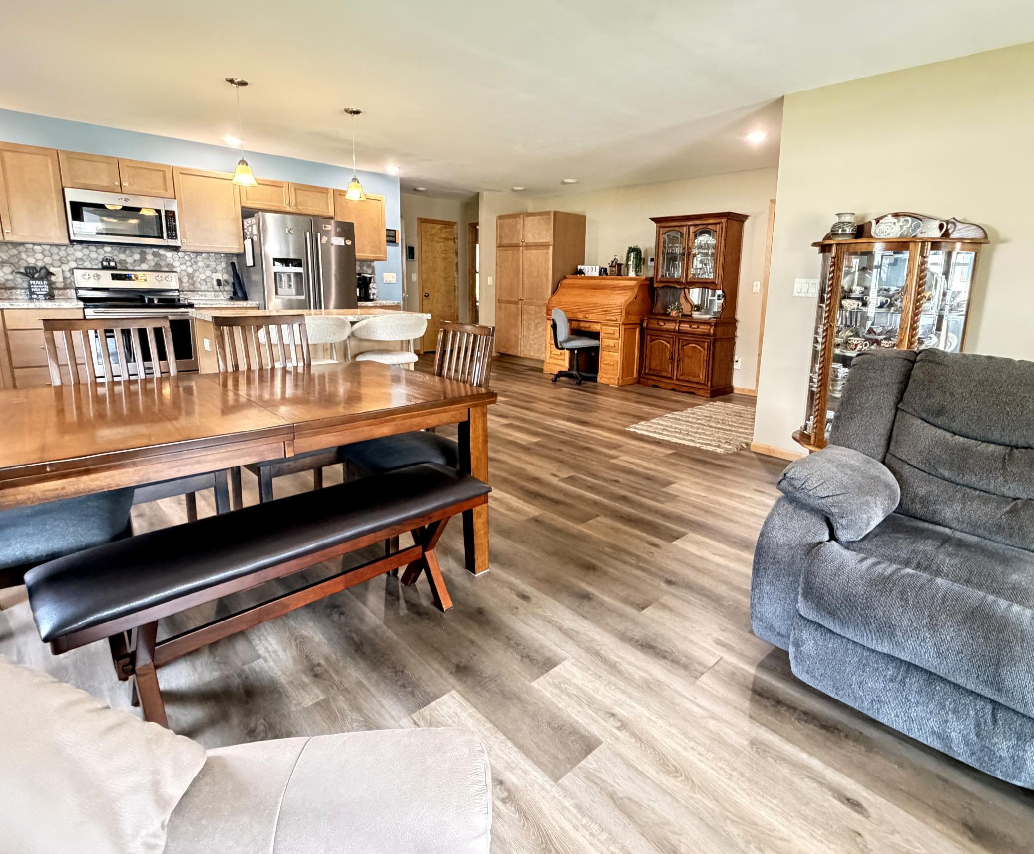 1903 Bud Road Windom, MN 56101 - Photo 11 of 20