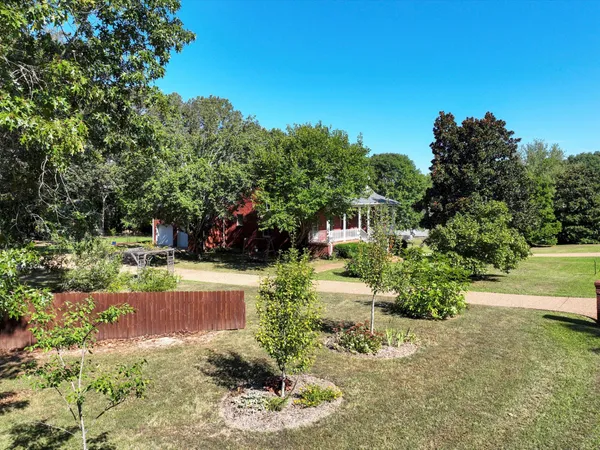 $599,900 | 9725 Dogwood Drive, Bon Aqua, TN 37025