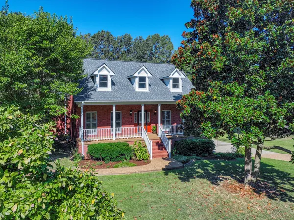 $599,900 | 9725 Dogwood Drive, Bon Aqua, TN 37025