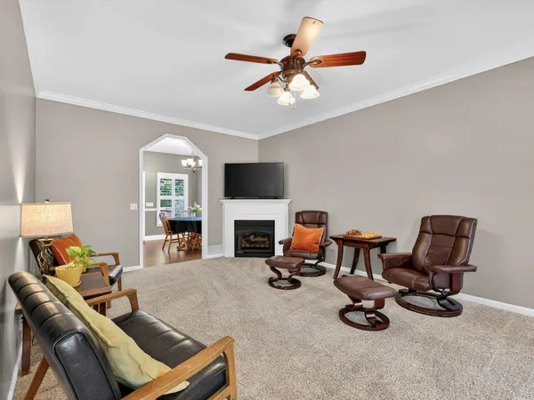 $599,900 | 9725 Dogwood Drive, Bon Aqua, TN 37025