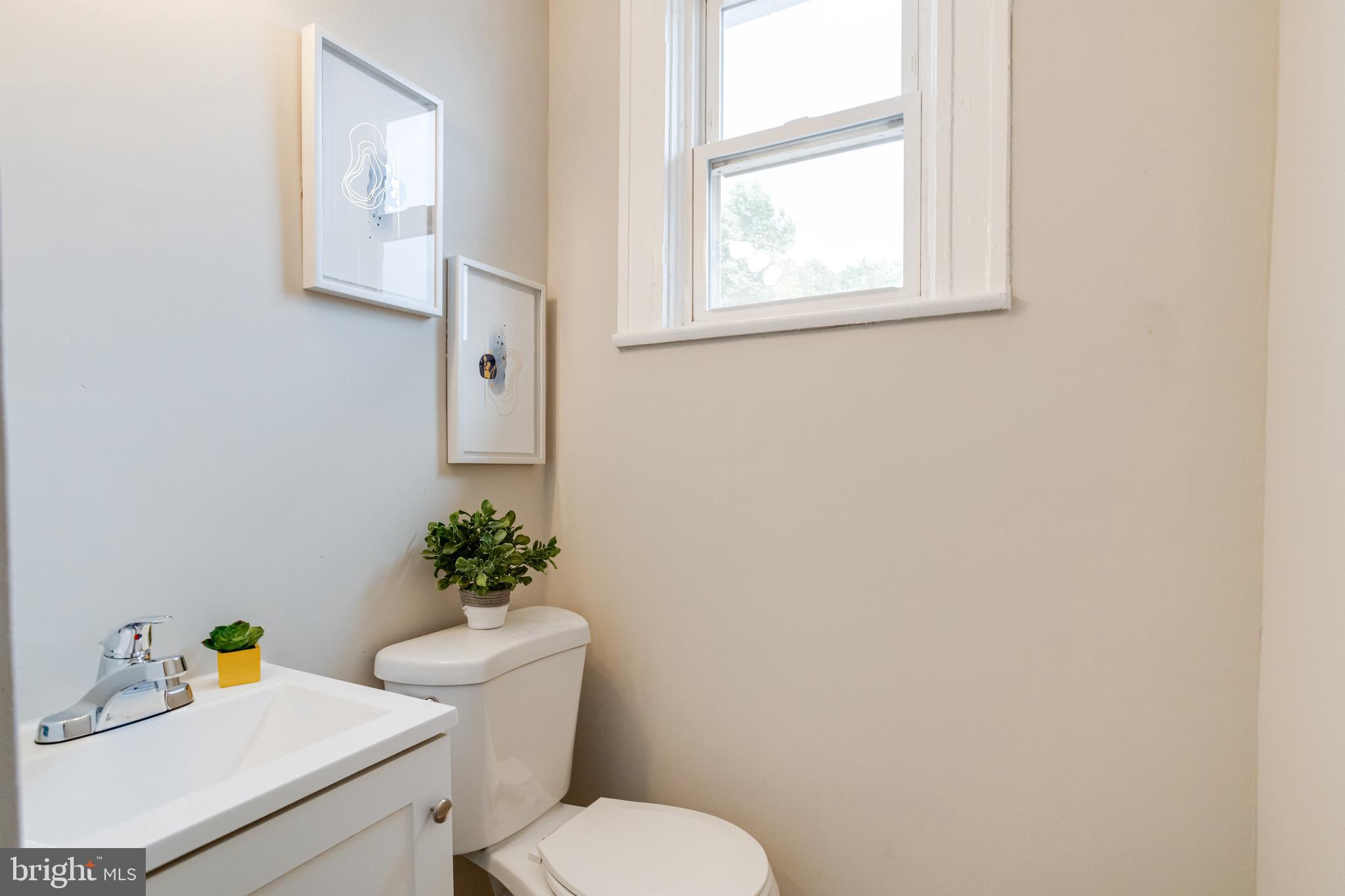 2934 Ellicott Driveway Baltimore, MD 21216 - Photo 22 of 29