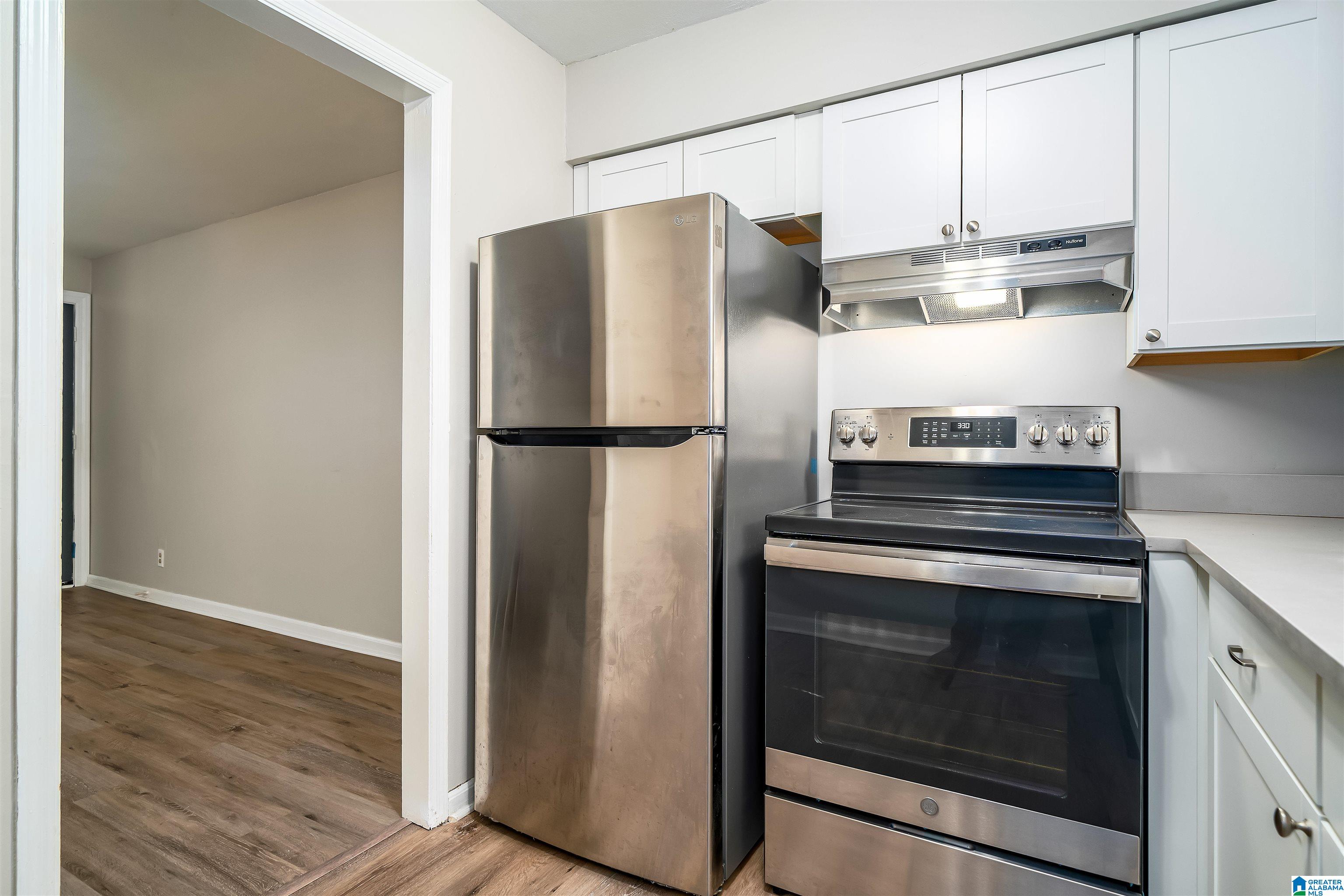 2524 18th Place South Birmingham, AL 35209 - Photo 11 of 17