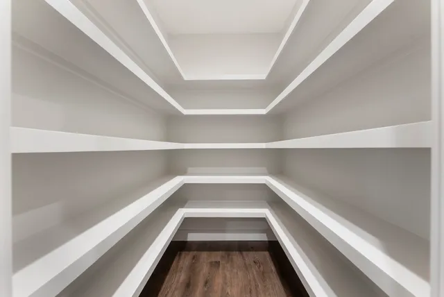 $887,500 | 29200 Colin Court, Waller, TX 77484