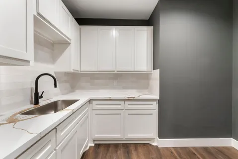 $887,500 | 29001 Colin Court, Waller, TX 77484