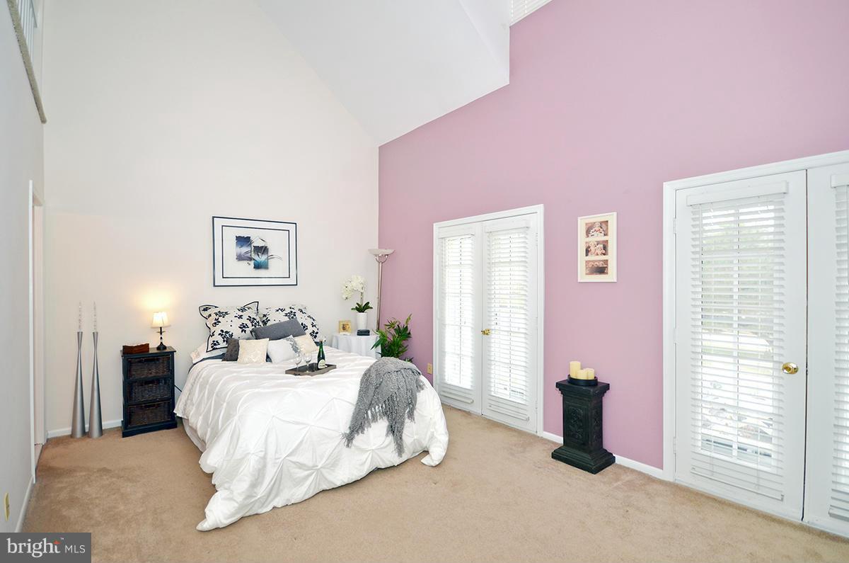 207 Castletown Road Lutherville-Timonium, MD 21093 - Photo 9 of 21 a bedroom with a bed and a window