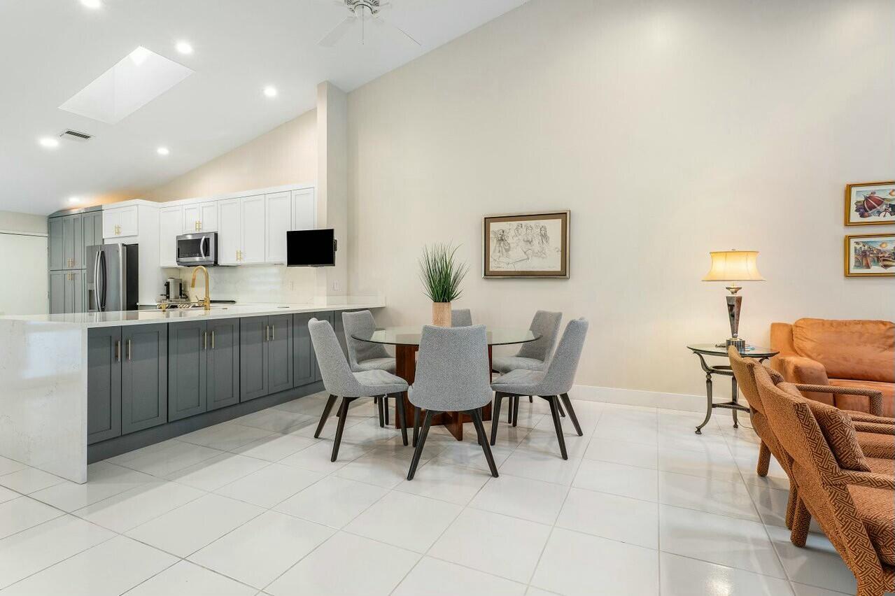 8211 Springlake Drive Boca Raton, FL 33496 - Photo 18 of 49 Dining Room