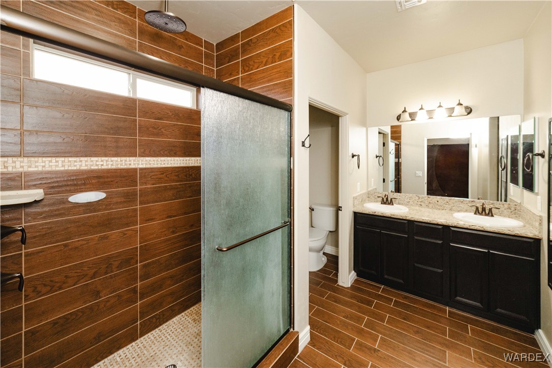 3359 Motherload Road Kingman, AZ 86401 - Photo 14 of 51 Bathroom