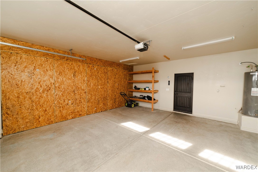 3359 Motherload Road Kingman, AZ 86401 - Photo 30 of 51 Garage