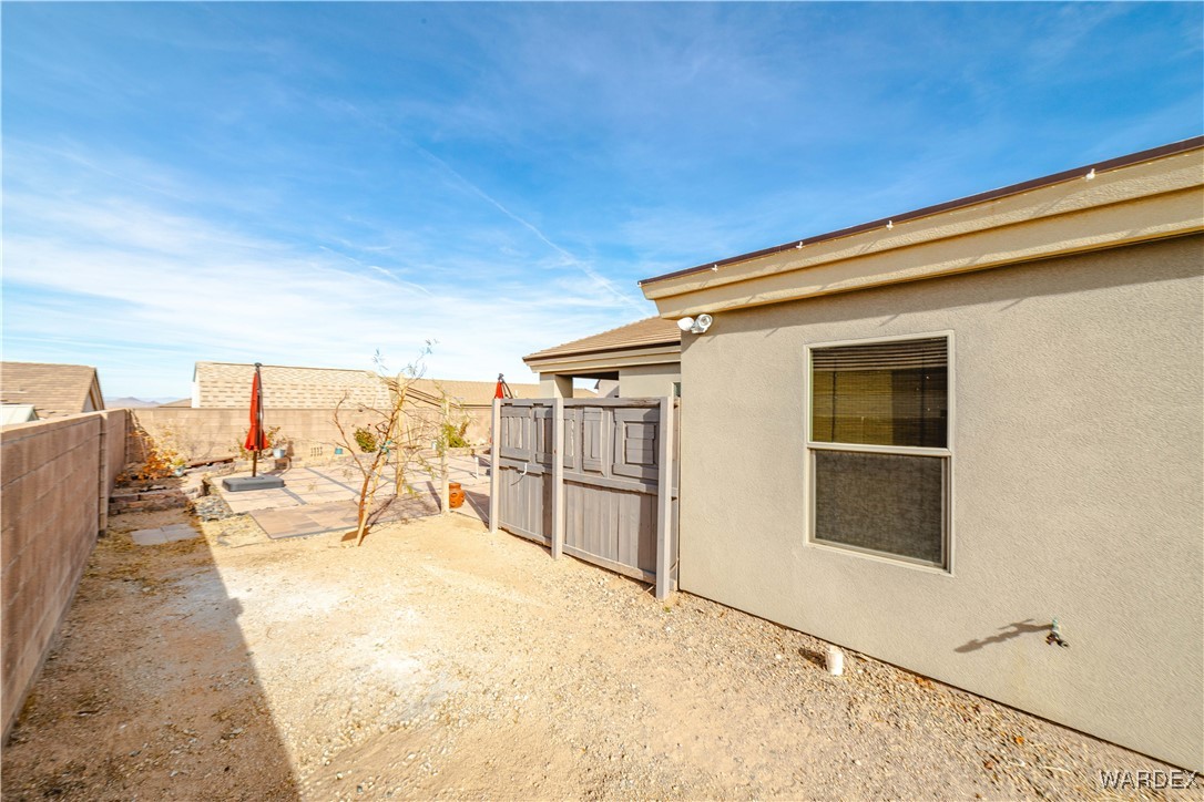 3359 Motherload Road Kingman, AZ 86401 - Photo 34 of 51 Yard