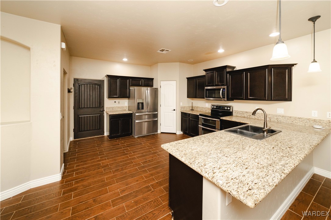 3359 Motherload Road Kingman, AZ 86401 - Photo 6 of 51 Kitchen