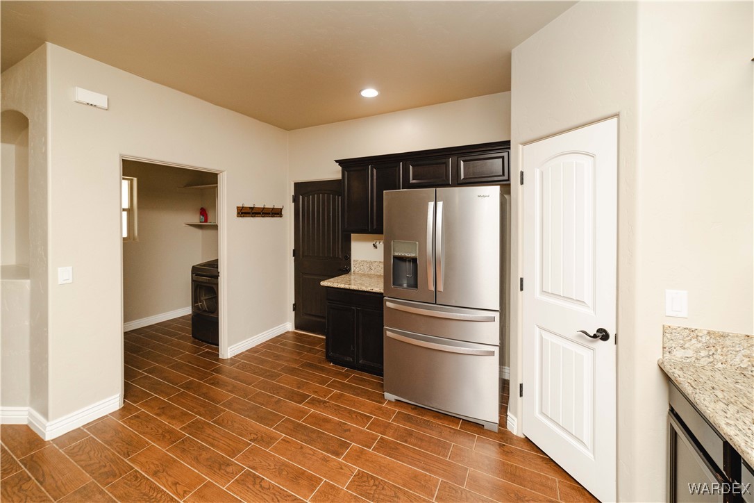 3359 Motherload Road Kingman, AZ 86401 - Photo 8 of 51 Kitchen