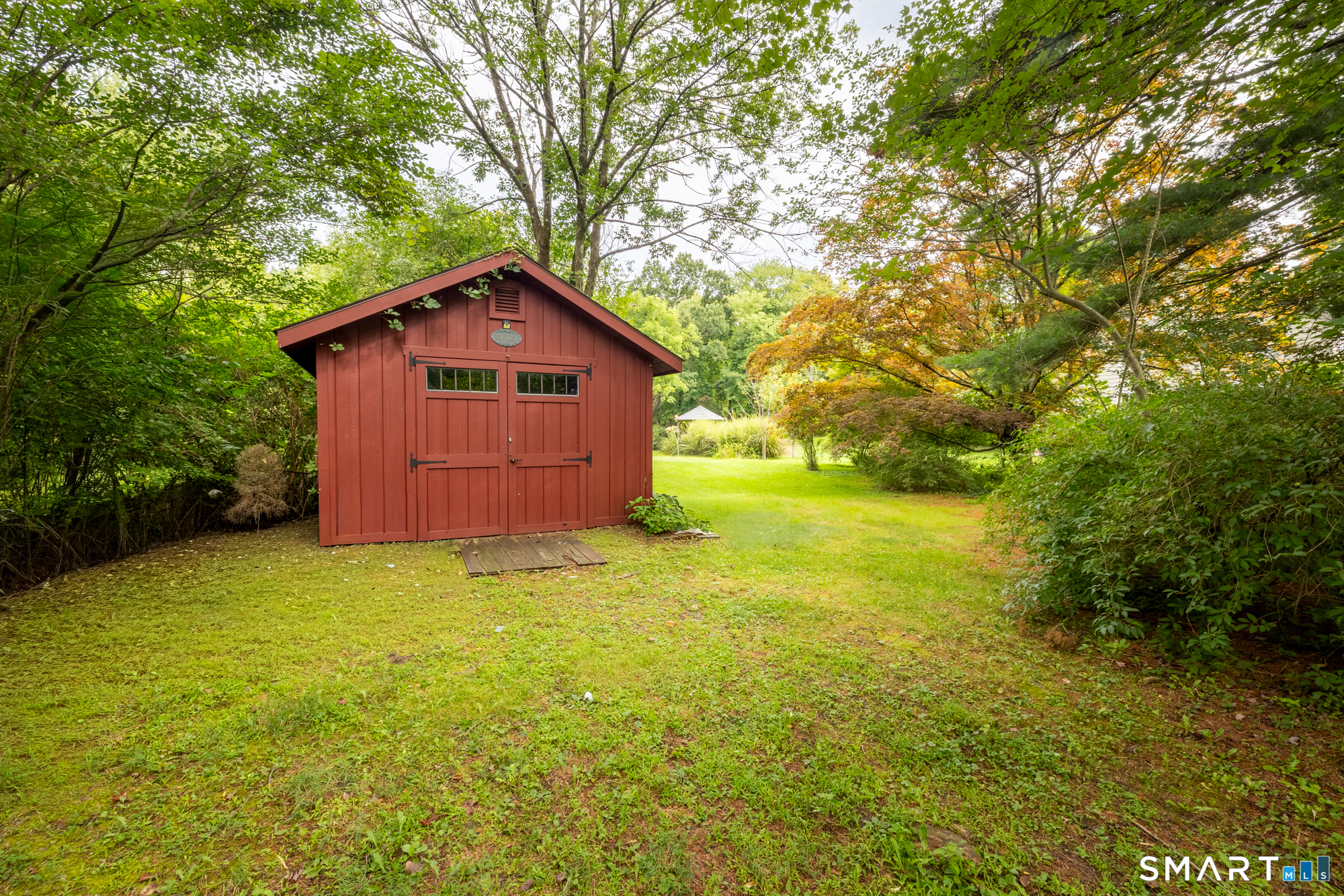 12 Olmstead Lane Ridgefield, CT 06877 - Photo 24 of 37 Gallery Image 24