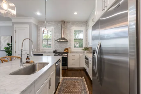 $1,200,000 | 908 B Gale Lane, Nashville, TN 37204