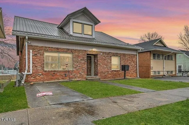 $799,000 | Undisclosed Address, Johnson City, TN 37604