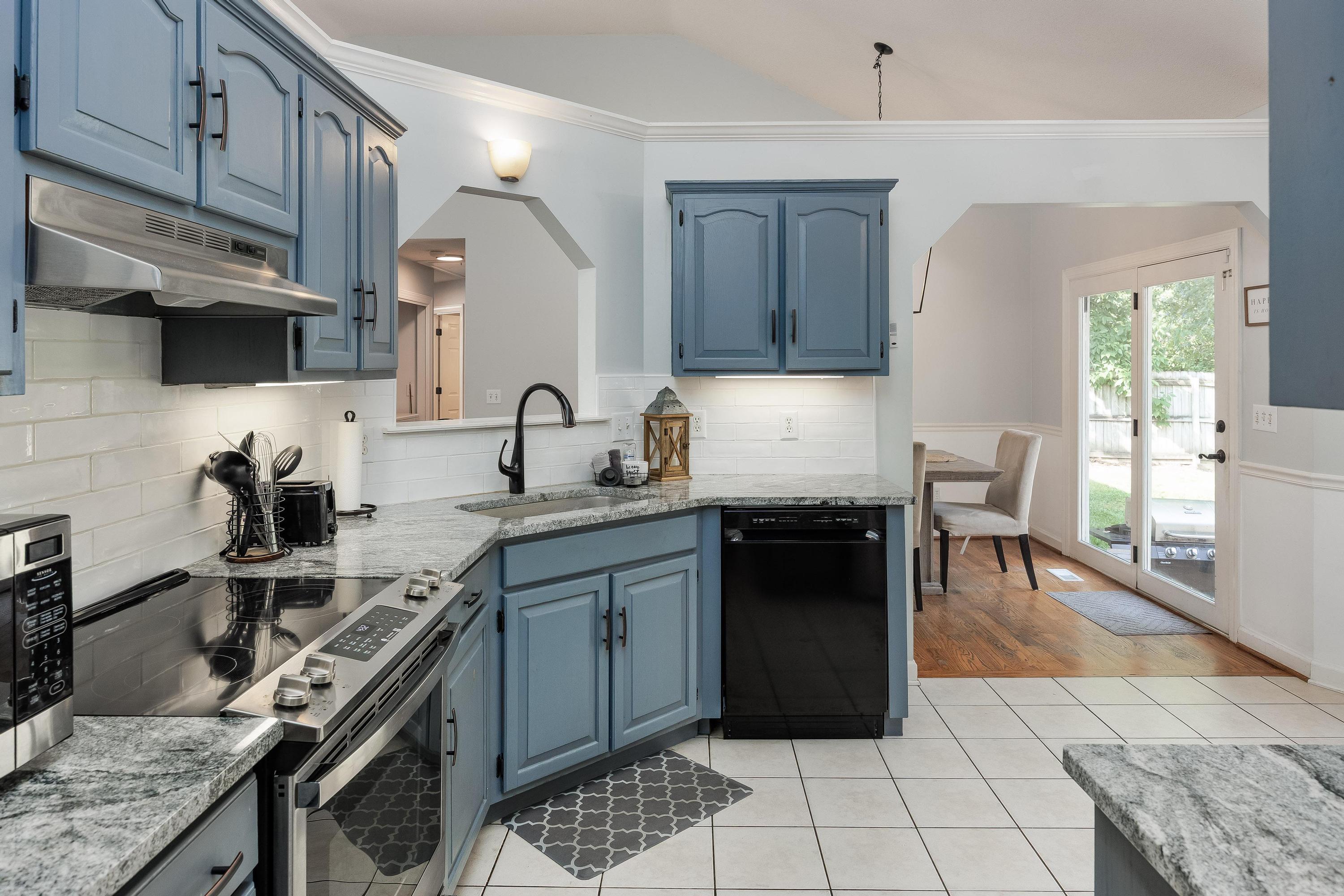 140 MacMillan Road Northeast Cleveland, TN 37323 - Photo 12 of 30 Kitchen