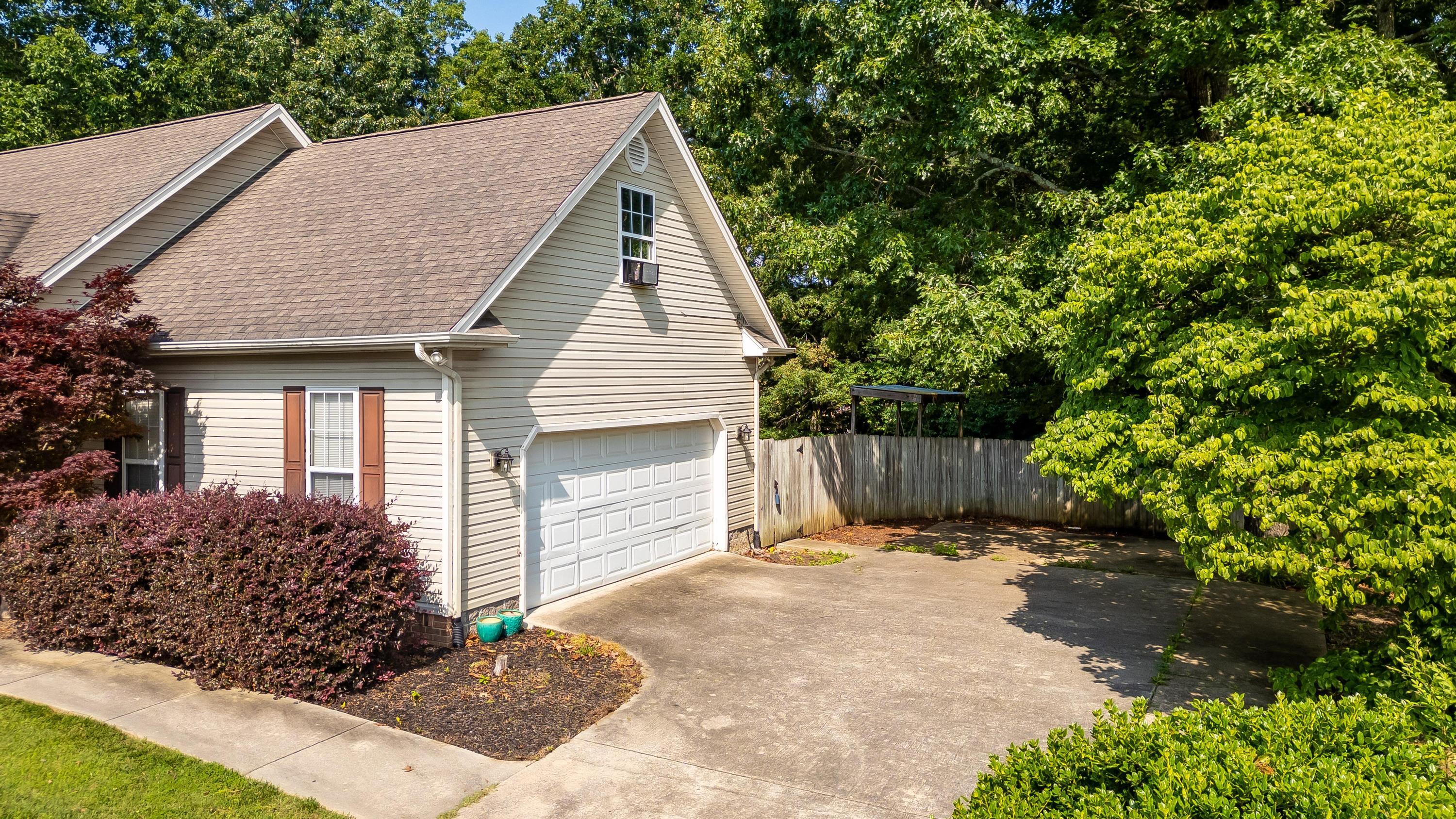 140 MacMillan Road Northeast Cleveland, TN 37323 - Photo 25 of 30 Side View