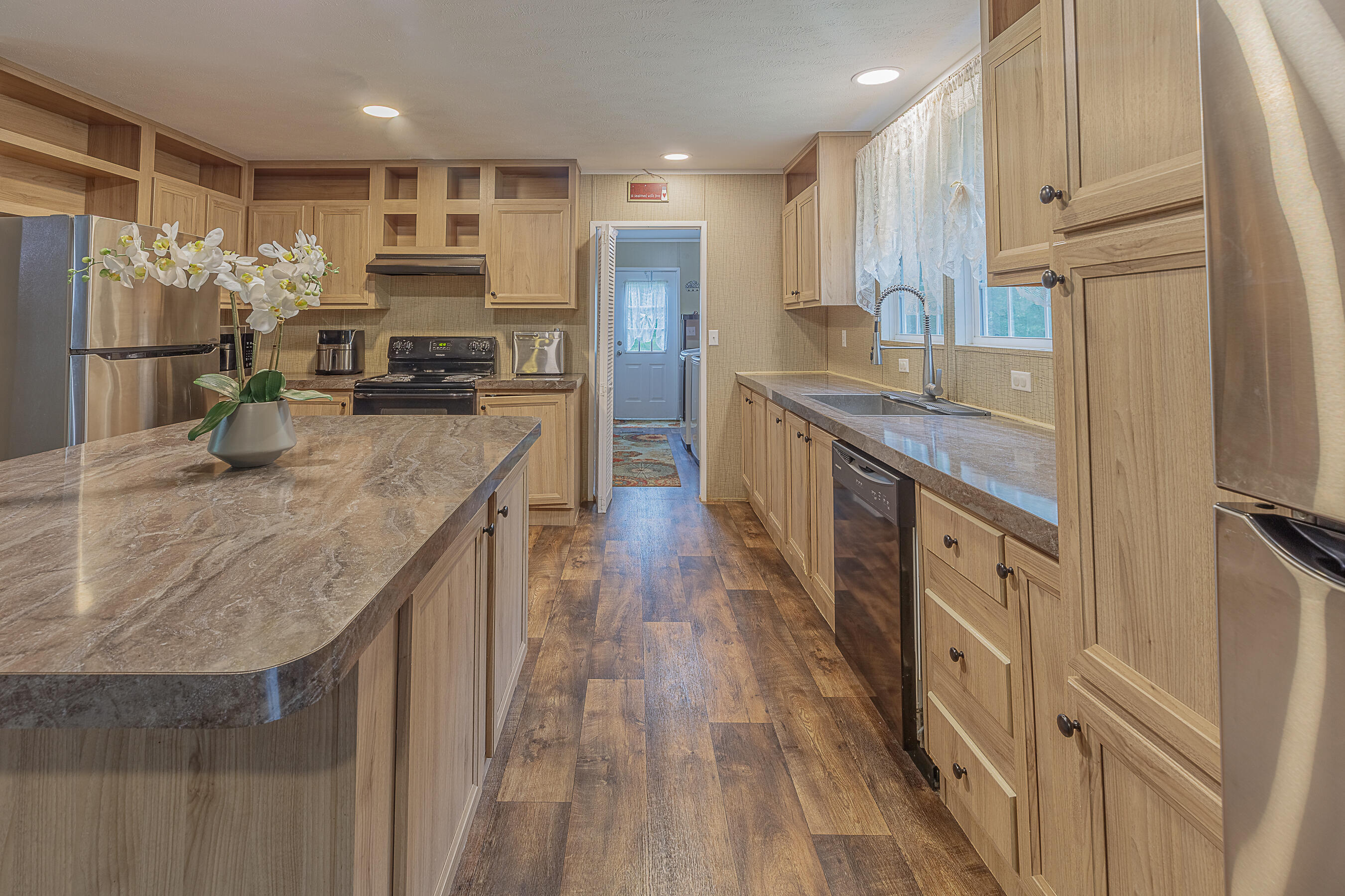 532 East Garden Farm Road Rossville, GA 30741 - Photo 19 of 33 532 East Garden Farm HD-24