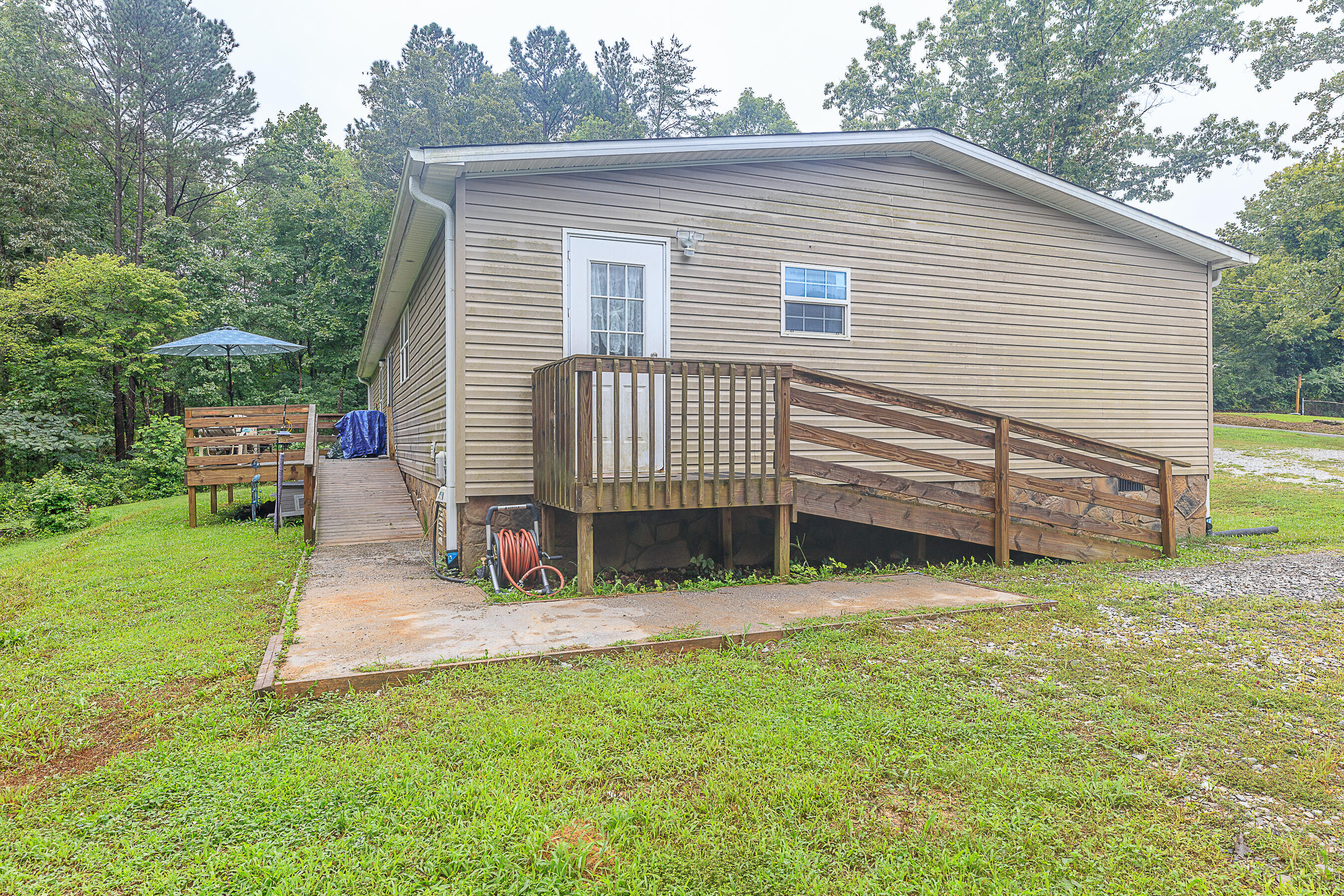 532 East Garden Farm Road Rossville, GA 30741 - Photo 6 of 33 532 East Garden Farm HD-9