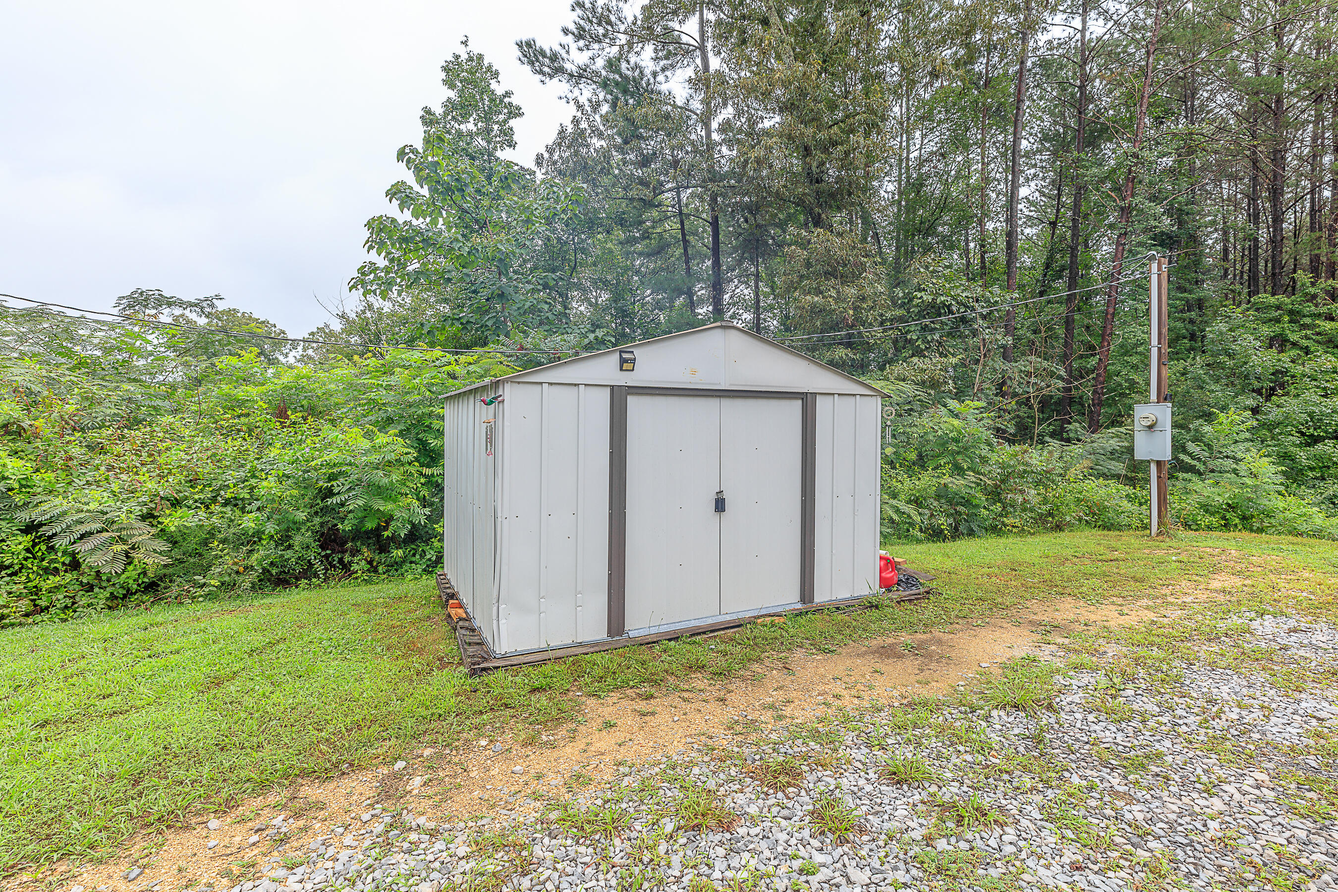 532 East Garden Farm Road Rossville, GA 30741 - Photo 9 of 33 532 East Garden Farm HD-13