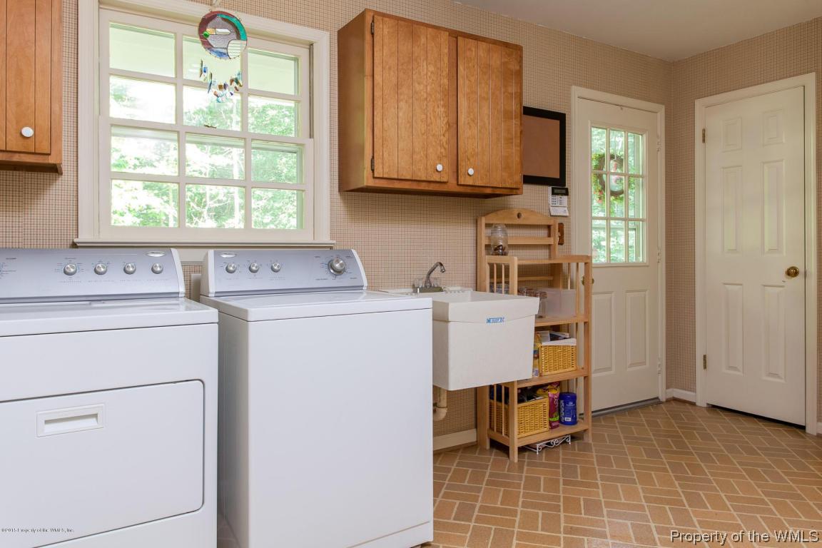 118 Devon Road Williamsburg, VA 23188 - Photo 24 of 29 Gallery Image 24