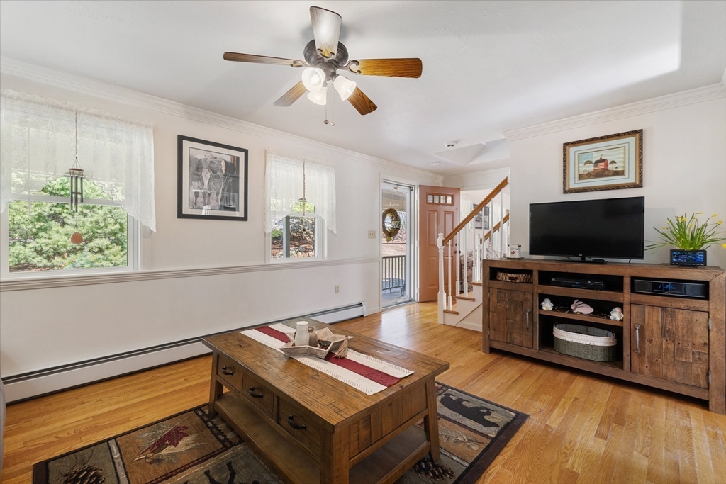 46 Underwood Road Hubbardston, MA 01452 - Photo 7 of 42 Gallery Image 7