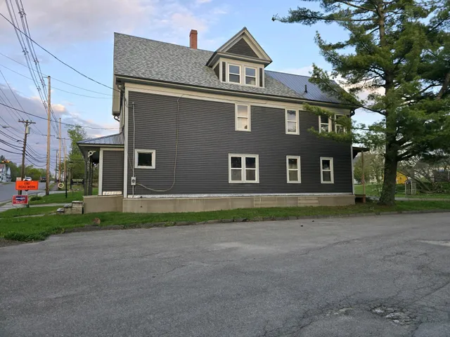 $69,500 | 59 Military Street, Houlton, ME 04730