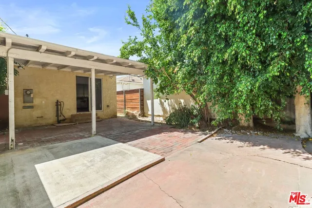 $1,425,000 | 2652 Stoner Avenue, Los Angeles, CA 90064