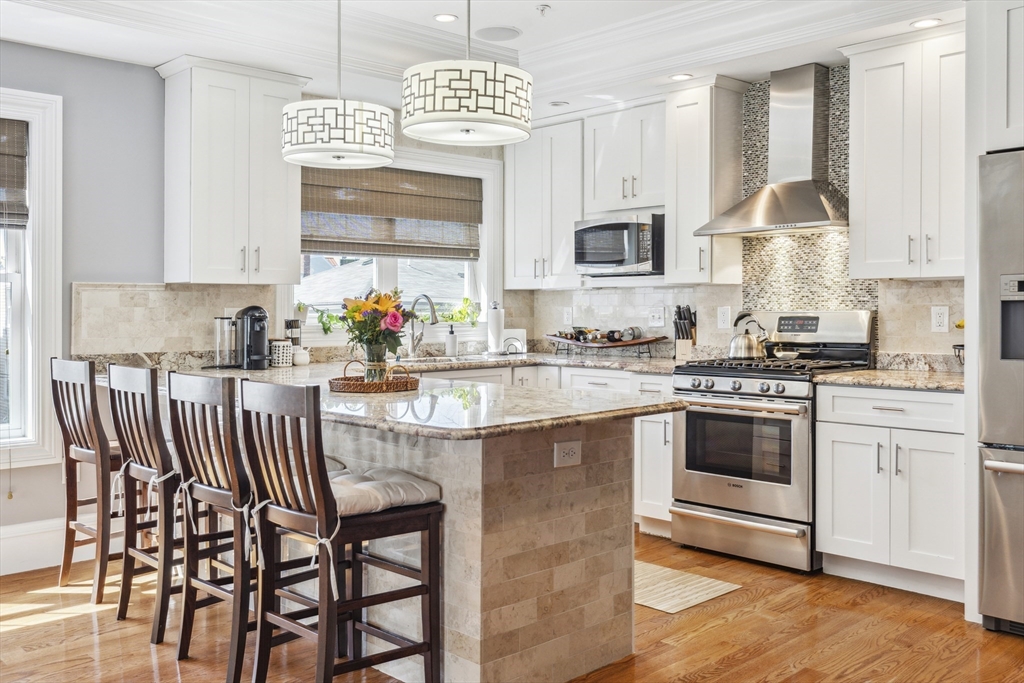 627 East 2nd St Unit 4  