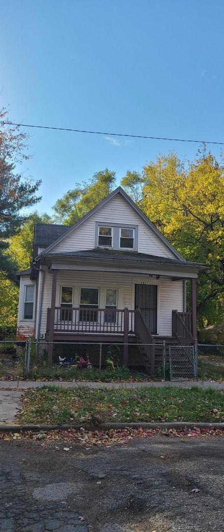 front view of house with a yard