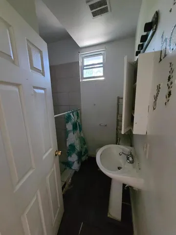 $89,500 | 245 West 106th Street, Chicago, IL 60628