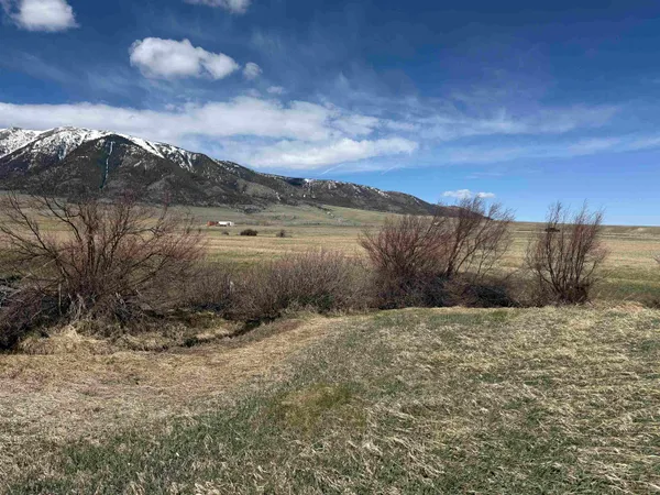 $180,000 | 21-22 Block 8 Aspen Meadows, Elk Mountain, WY 82324