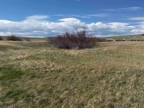 $180,000 | 21-22 Block 8 Aspen Meadows, Elk Mountain, WY 82324