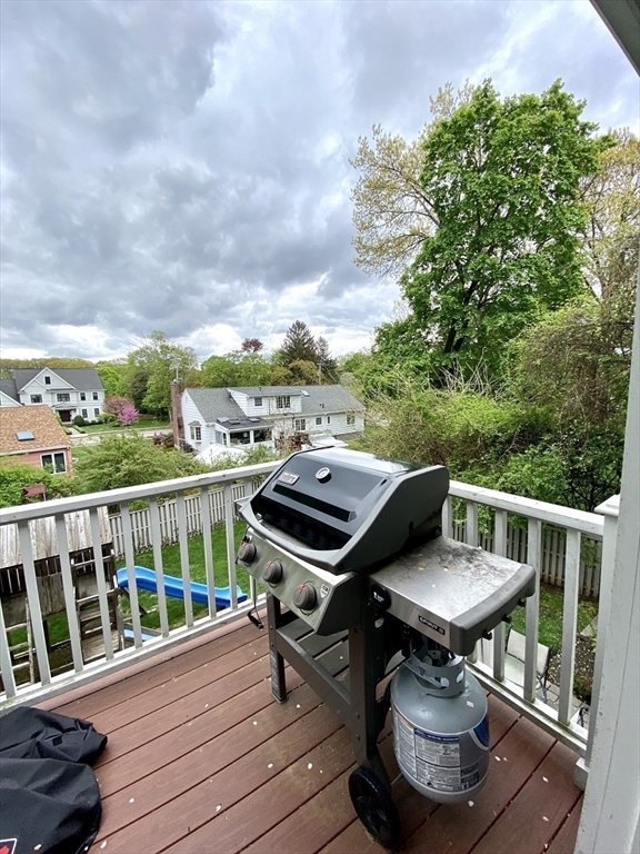 38 Troy Lane, Unit 1 Waban, MA 02468 - Photo 12 of 37