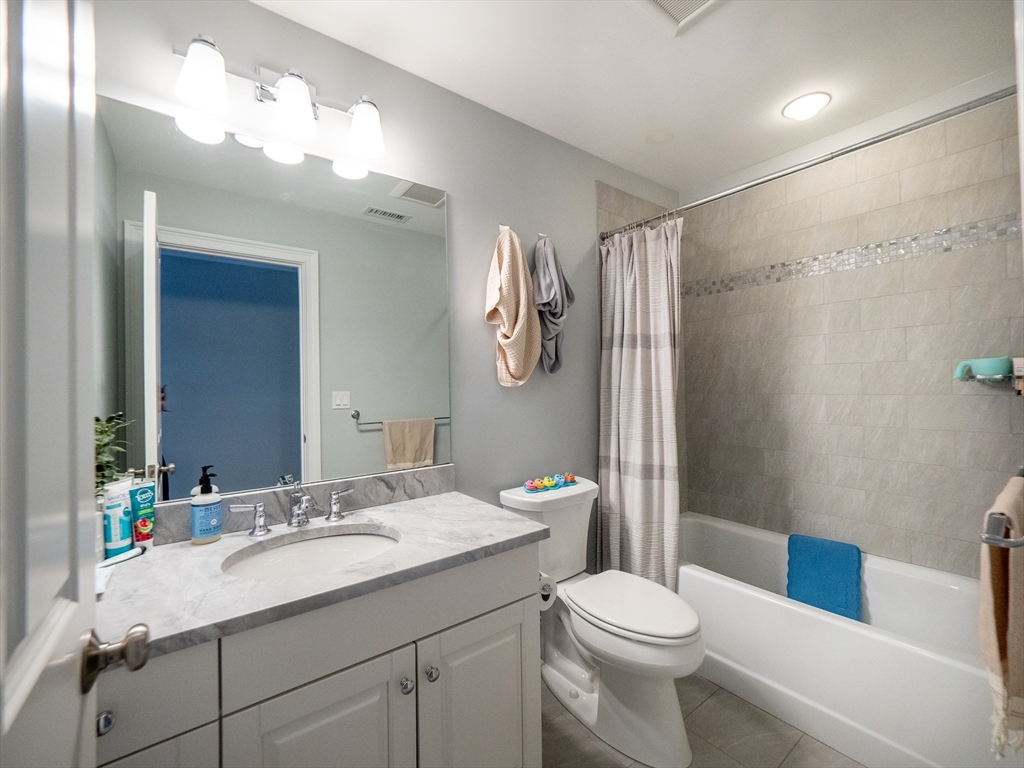 38 Troy Lane, Unit 1 Waban, MA 02468 - Photo 15 of 37