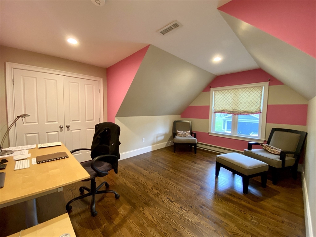 38 Troy Lane, Unit 1 Waban, MA 02468 - Photo 16 of 37