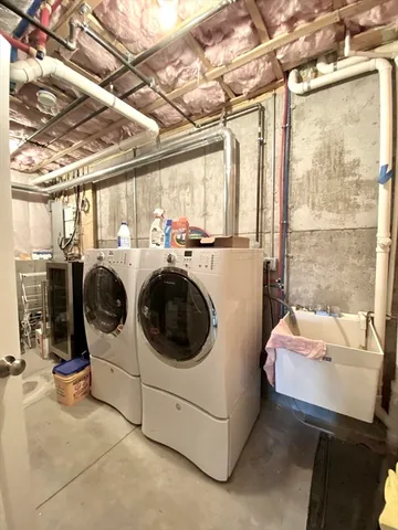 $7,900 | 38 Troy Lane, Unit 1, Waban, MA 02468