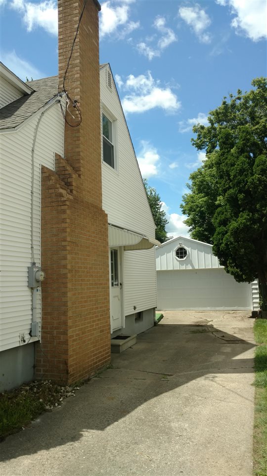 3206 Yale Street Flint, MI 48503 - Photo 3 of 38