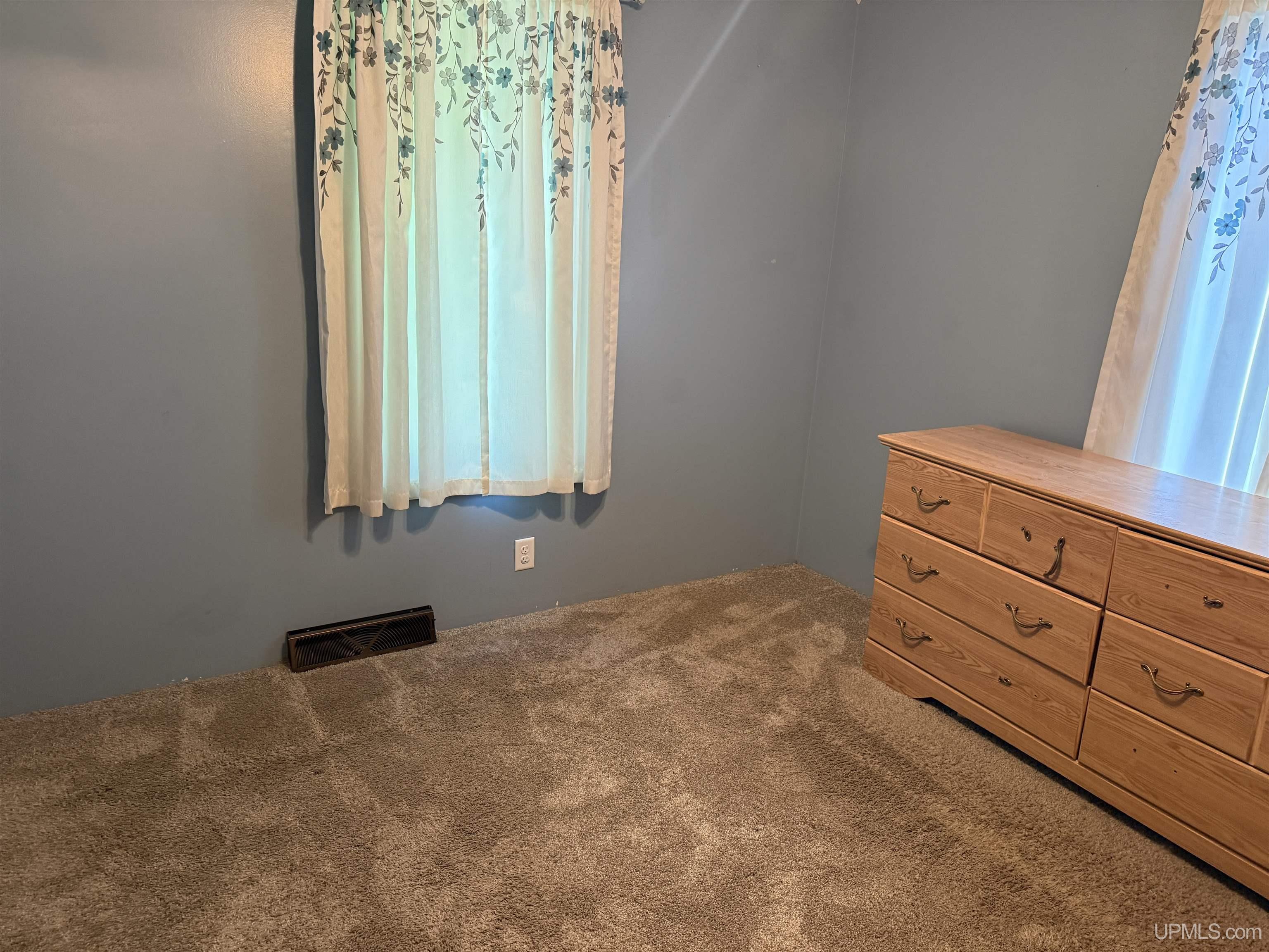 320 Fir Street Munising, MI 49862 - Photo 5 of 14
