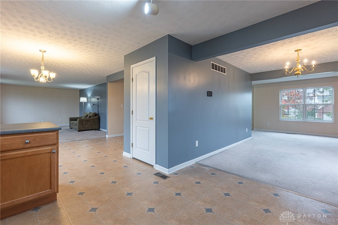 60 Keevers Point Springboro, OH 45066 - Photo 10 of 46 Gallery Image 10