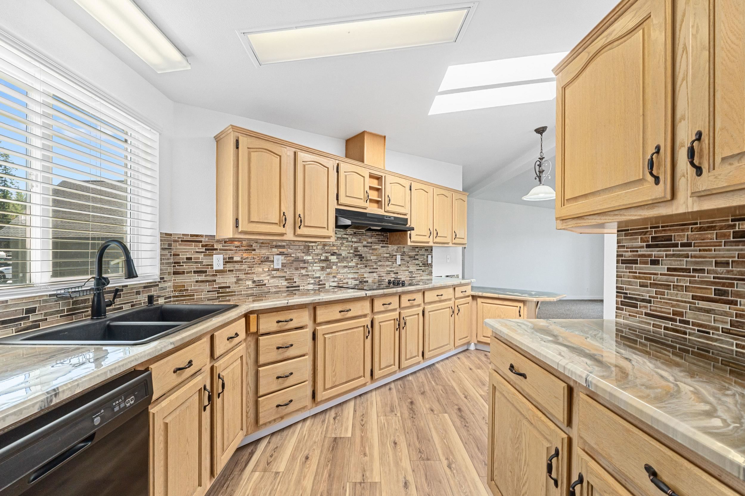 502 Levitch Road Newport, WA 99156 - Photo 8 of 47