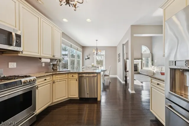 $979,000 | 8 Patton Court, Englishtown, NJ 07726