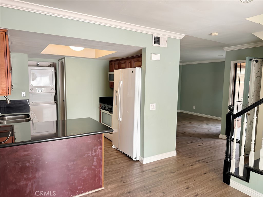 2350 Sutter Way, Unit 250 Fullerton, CA 92833 - Photo 4 of 16 Gallery Image 4
