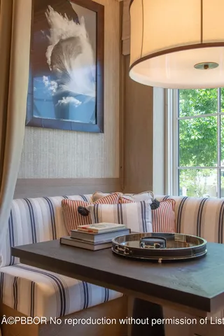 $6,495,000 | 236 Phipps Plaza, Unit 202, Palm Beach, FL 33480