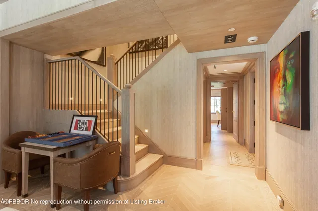 $6,495,000 | 236 Phipps Plaza, Unit 202, Palm Beach, FL 33480