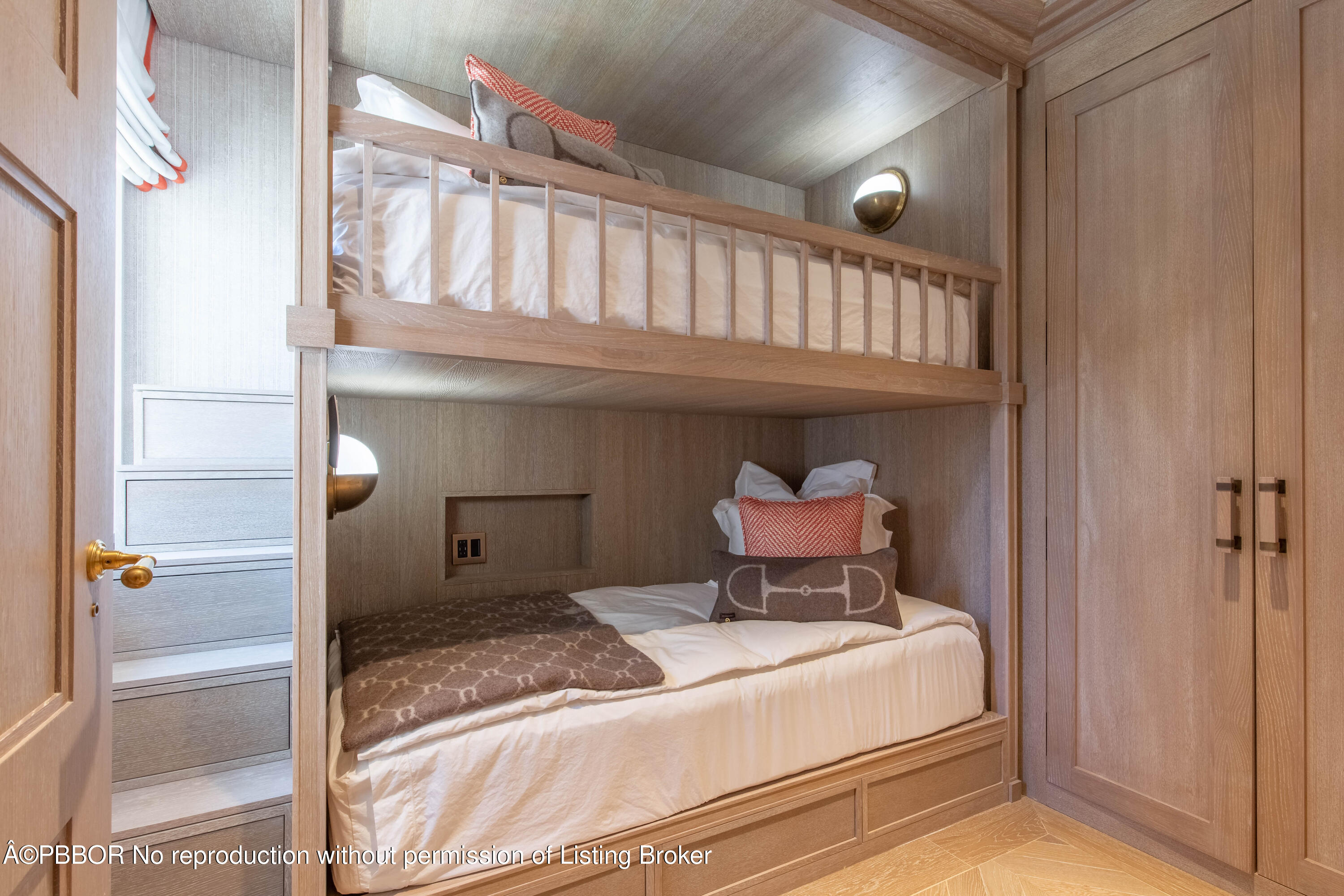 236 Phipps Plaza, Unit 202 Palm Beach, FL 33480 - Photo 37 of 53 38a