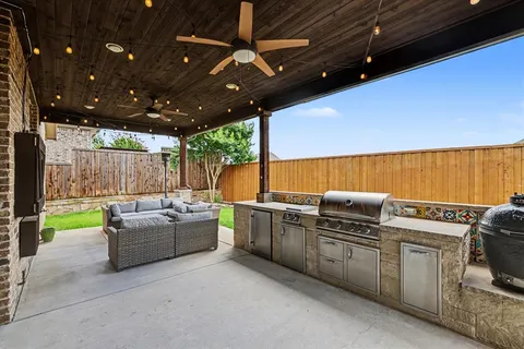 $749,900 | 5821 Austin Waters, The Colony, TX 75056
